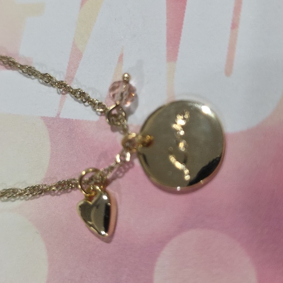 Romantic Gold Love Necklace w/ Heart Charm – Women’s Fashion Jewelry - Picture 4 of 6